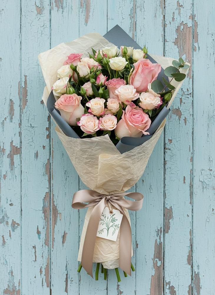 Букет цветов из: Розы в Приволжске