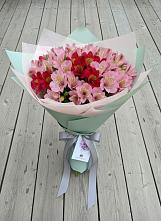 Букет цветов из:  Альстромерии в Приволжске