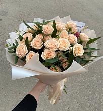 Букет Кремовые розы Латте в Приволжске