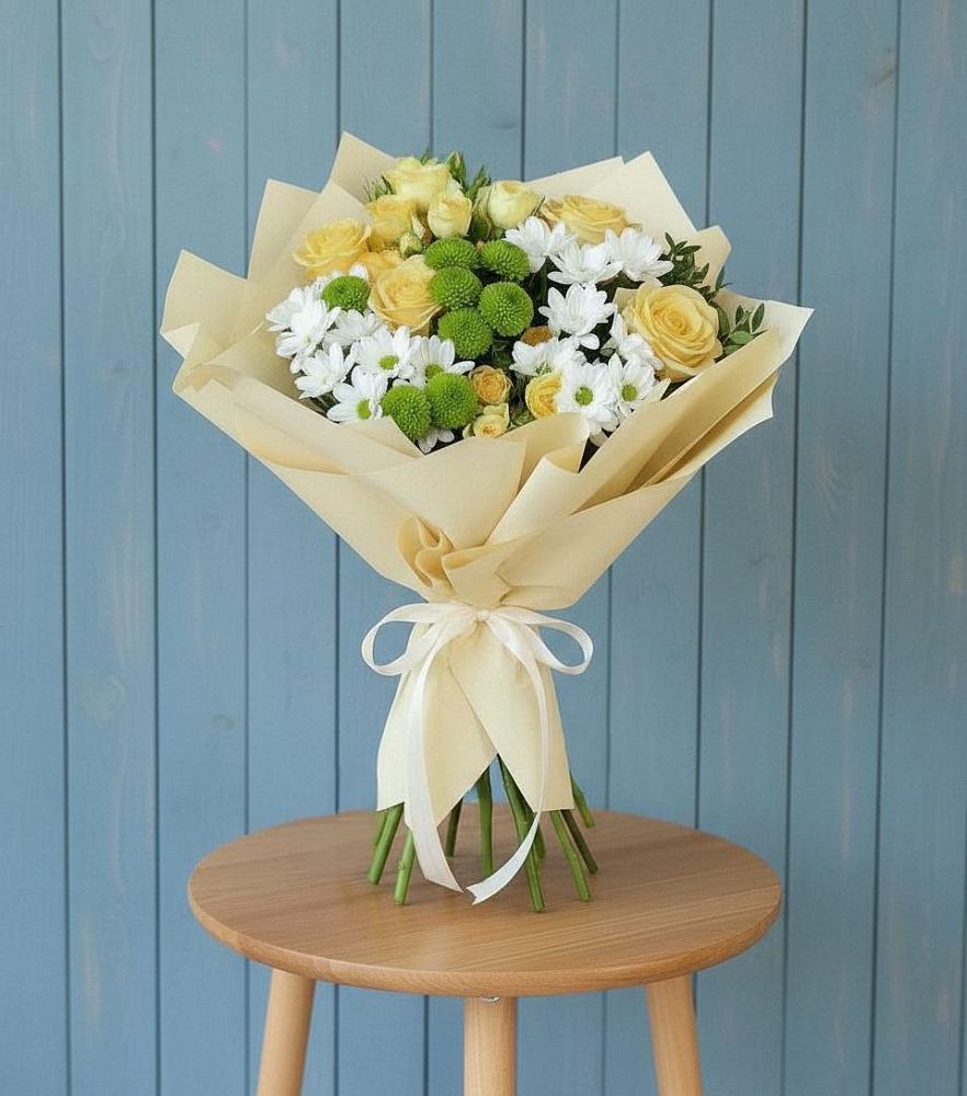 Букет цветов из: Хризантемы и Розы в Приволжске