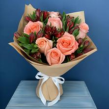 Букет цветов из:  Розы и Альстромерии в Приволжске
