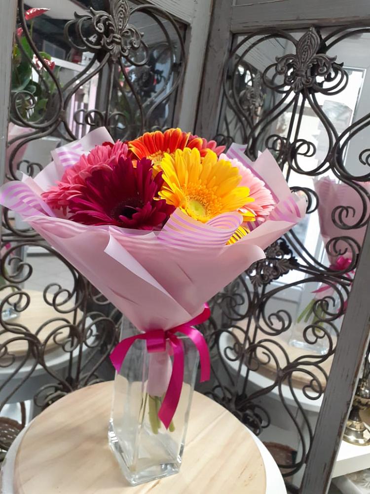 Букет цветов из: Герберы в Приволжске