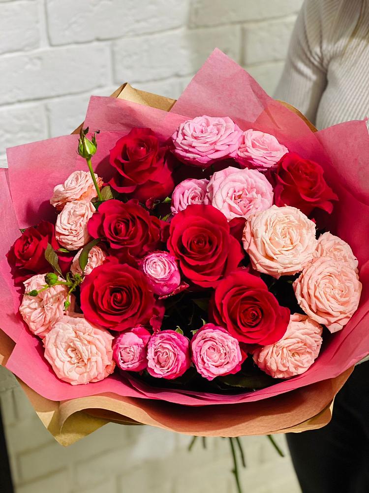 Букет цветов из: Розы в Приволжске