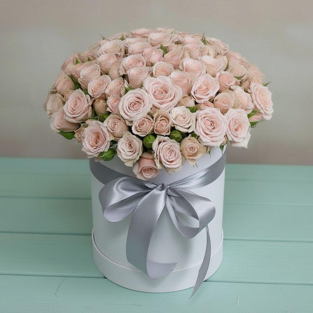 Цветочная композиция из Розы в шляпной коробке в Приволжске